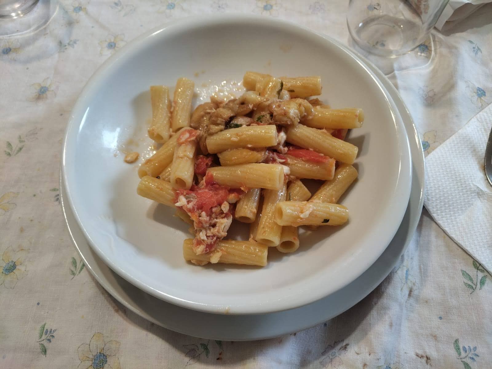 Pennette con sugo di orata